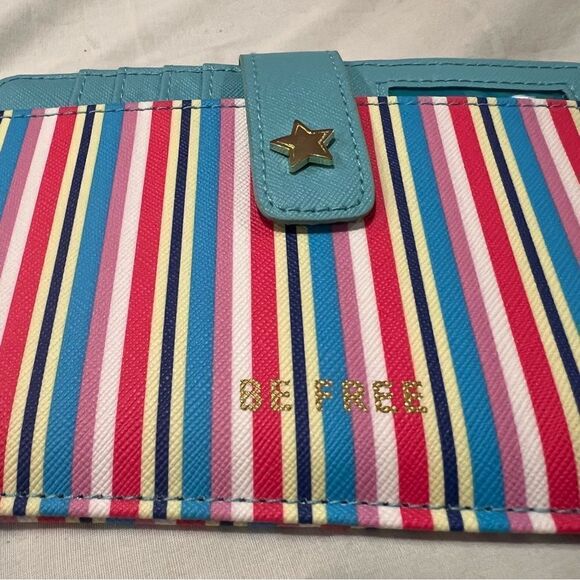 NWT No Boundaries (NoBo) Striped Wristlet Wallet - Multicolor with Card Slots - Picture 2 of 8